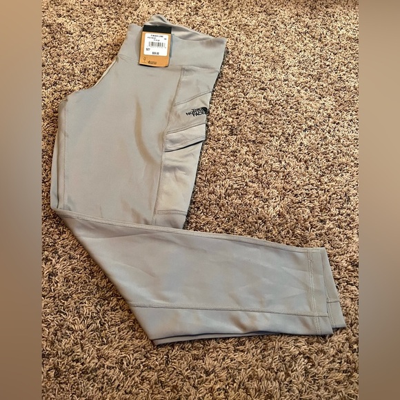 The North Face Pants - The North Face grey finish line leggings XL NWT. Full length with 2 pockets